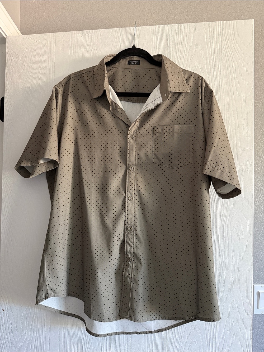 Casual Short Sleeve Button-Down Shirt - Olive with Mini Dot